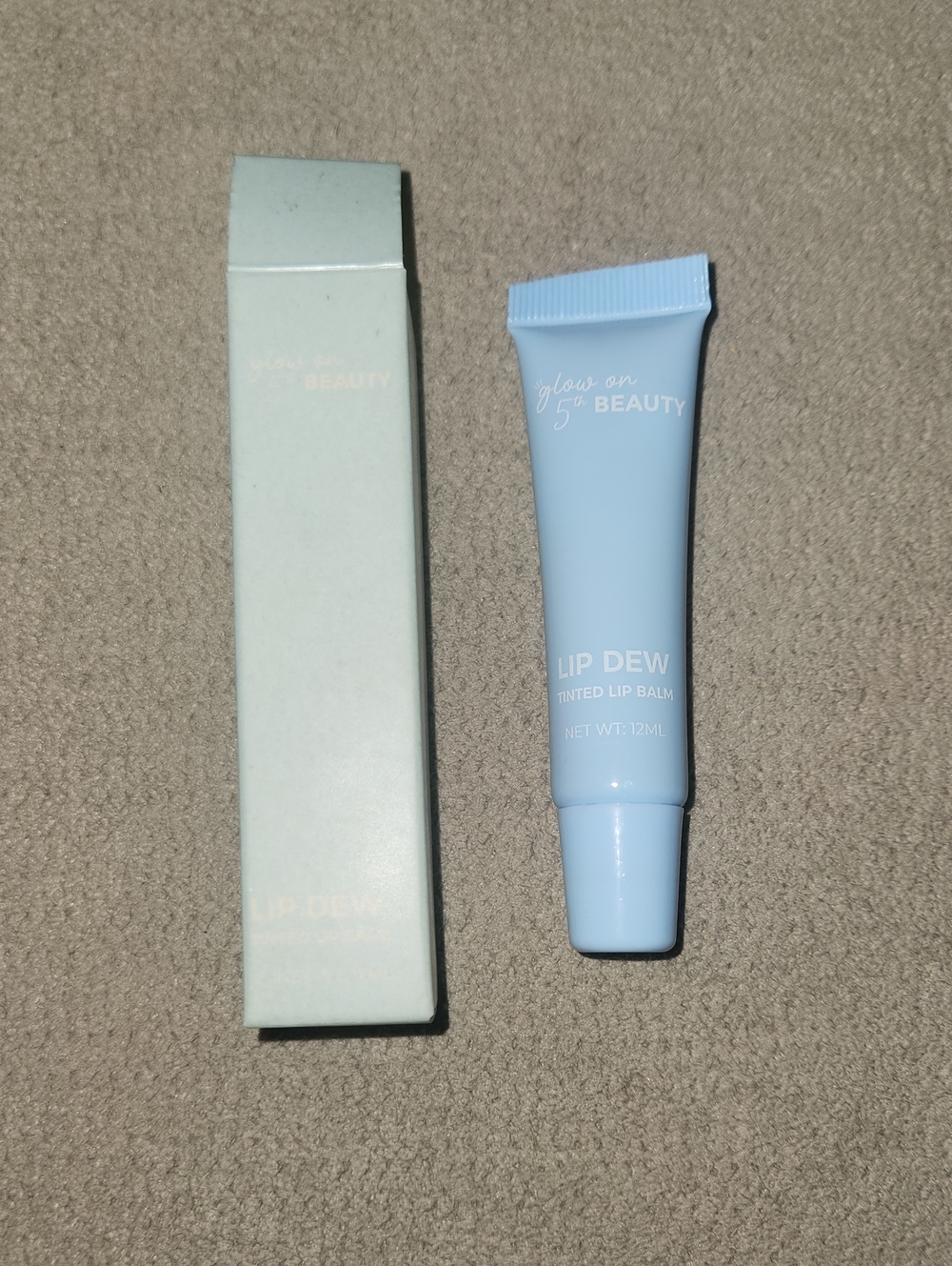 *BRAND NEW* Lip Dew Tinted Lip Balm - Light Red/Pink